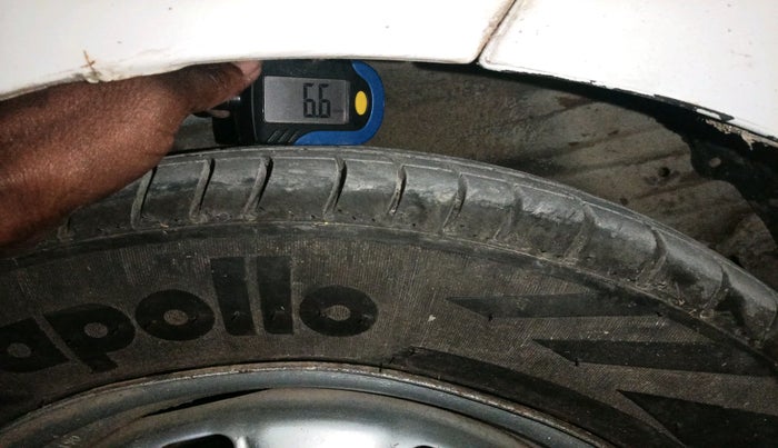 2012 Hyundai Santro Xing GL, Petrol, Manual, 85,140 km, tyre