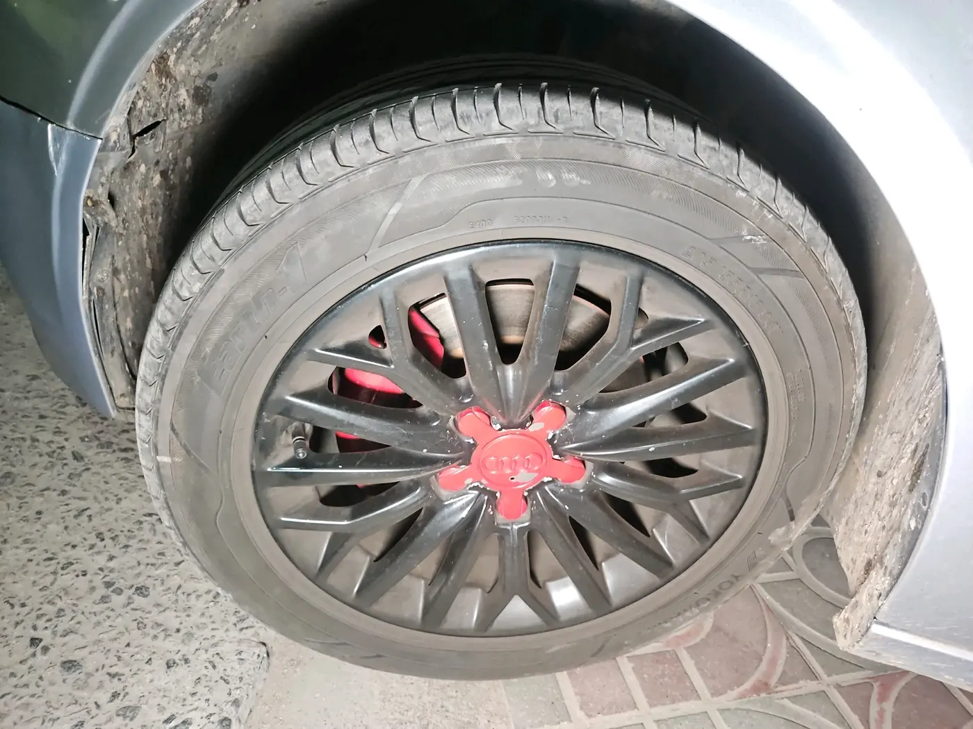2014 Audi A3 35TDI PREMIUM, Diesel, Automatic, 1,10,260 km, tyre