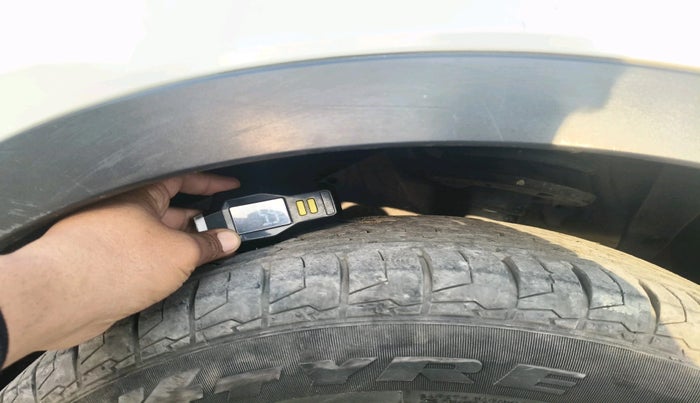 2020 Maruti S Cross ZETA 1.5, Petrol, Manual, 83,851 km, tyre