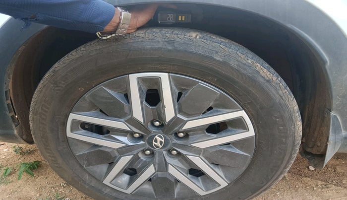 2021 Hyundai VENUE SX 1.5 CRDI, Diesel, Manual, 42,612 km, tyre