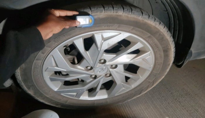 2020 Hyundai Creta SX IVT 1.5 PETROL, Petrol, Automatic, 83,067 km, tyre