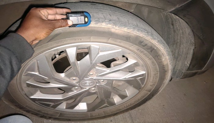 2020 Hyundai Creta SX IVT 1.5 PETROL, Petrol, Automatic, 83,067 km, tyre