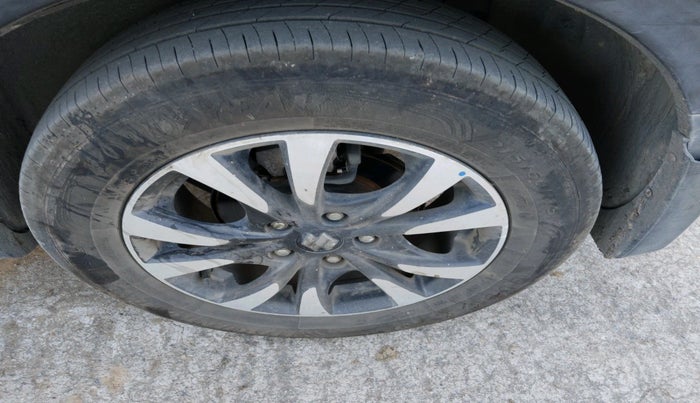 2018 Maruti S Cross ZETA 1.3, Diesel, Manual, 1,14,742 km, tyre