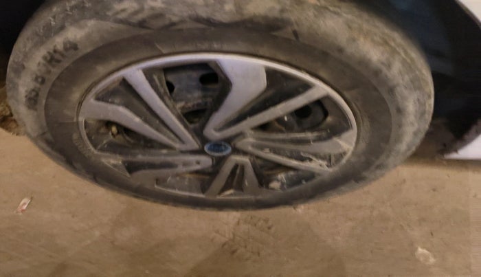 2021 Tata Tiago XT PETROL, Petrol, Manual, 51,417 km, tyre