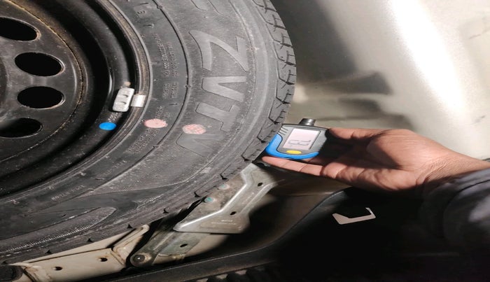 2016 Maruti Baleno DELTA PETROL 1.2, Petrol, Manual, 1,03,486 km, tyre