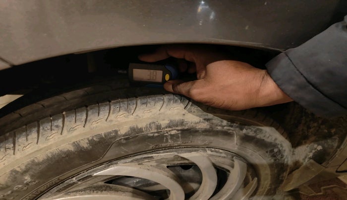 2016 Maruti Baleno DELTA PETROL 1.2, Petrol, Manual, 1,03,486 km, tyre