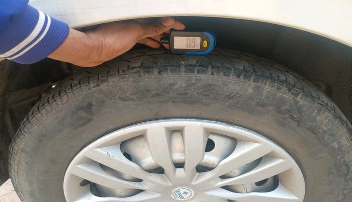 2014 Maruti Swift Dzire LXI, Petrol, Manual, 89,817 km, tyre