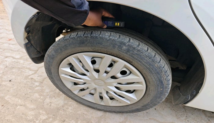 2019 Maruti Swift LXI, Petrol, Manual, 73,395 km, tyre