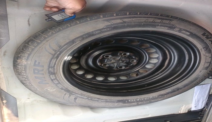 2021 Maruti Vitara Brezza VXI, Petrol, Manual, 1,13,040 km, tyre