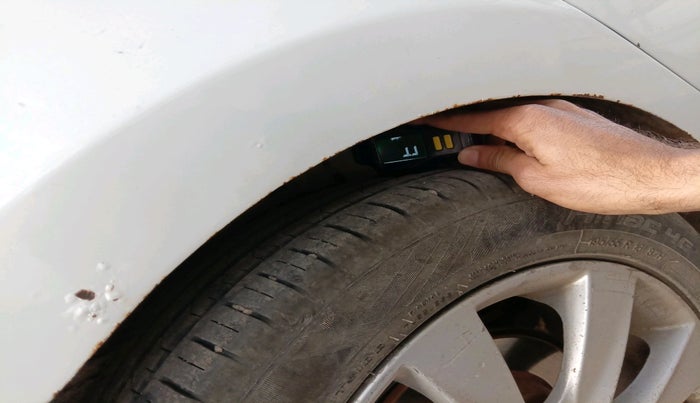 2012 Hyundai Verna FLUIDIC 1.6 CRDI SX, Diesel, Manual, 1,23,236 km, tyre