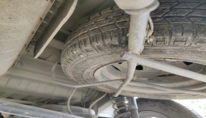 2020 Maruti Eeco 5 STR, Petrol, Manual, 49,217 km, tyre