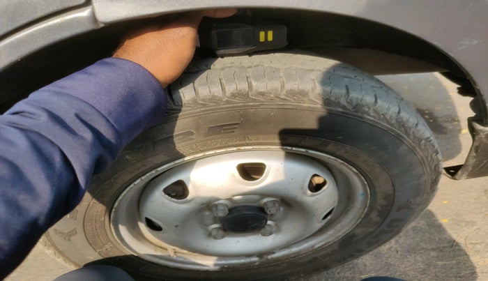 2020 Maruti Eeco 5 STR, Petrol, Manual, 49,217 km, tyre