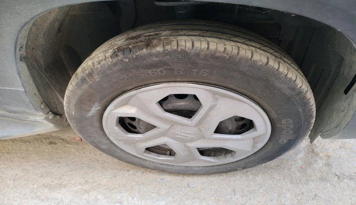 2022 Maruti BREZZA VXI AT SMART HYBRID, Petrol, Automatic, 10,191 km, tyre