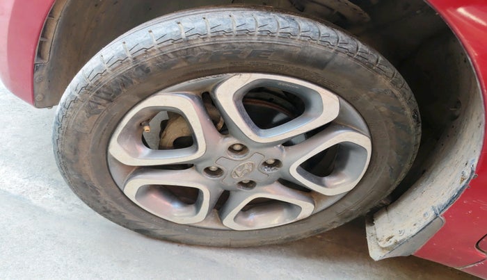 2019 Hyundai Elite i20 ASTA (O) CVT, Petrol, Automatic, 1,12,287 km, tyre