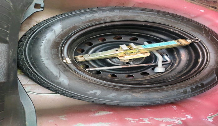 2019 Hyundai Elite i20 ASTA (O) CVT, Petrol, Automatic, 1,12,287 km, tyre