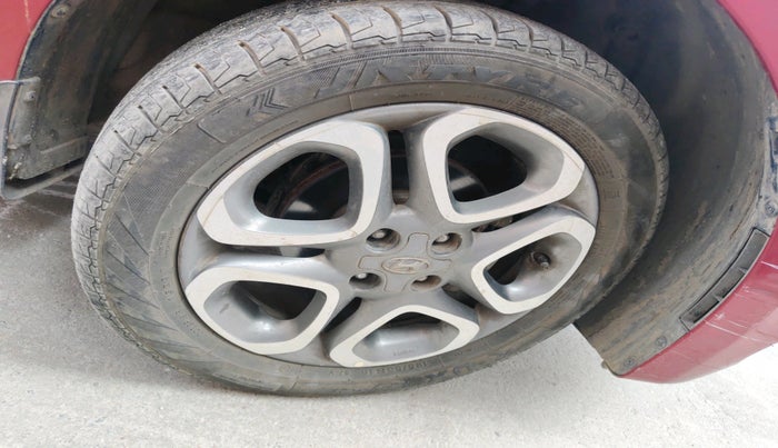 2019 Hyundai Elite i20 ASTA (O) CVT, Petrol, Automatic, 1,12,287 km, tyre