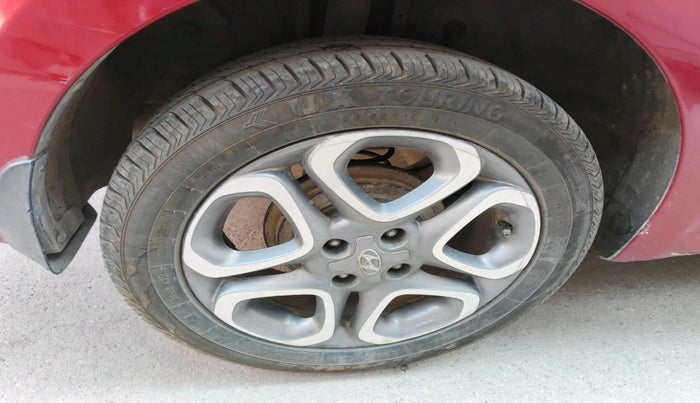 2019 Hyundai Elite i20 ASTA (O) CVT, Petrol, Automatic, 1,12,287 km, tyre