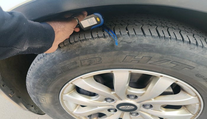 2021 Mahindra XUV500 W7, Diesel, Manual, 1,60,010 km, tyre