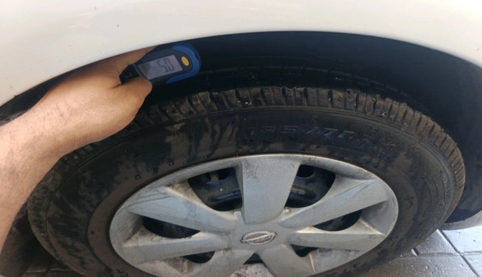 2012 Nissan Sunny XE, CNG, Manual, 1,07,973 km, tyre