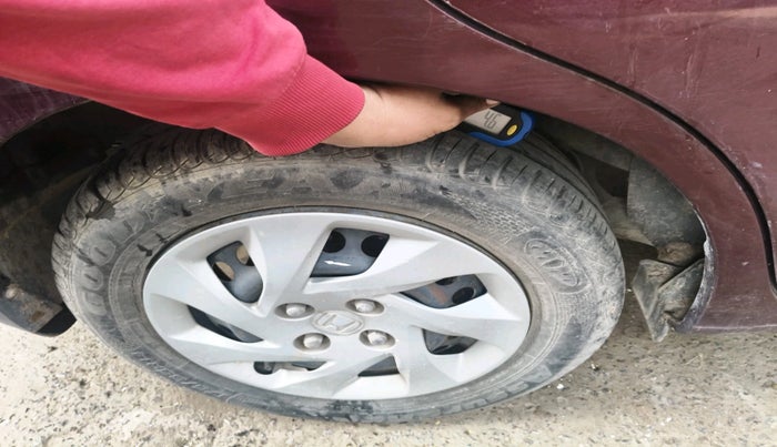 2014 Honda Amaze 1.5L I-DTEC E, Diesel, Manual, 82,695 km, tyre