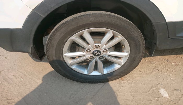 2015 Hyundai Creta SX PLUS AT 1.6 DIESEL, Diesel, Automatic, 78,288 km, tyre