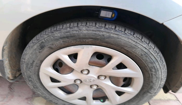 2017 Hyundai Grand i10 SPORTZ U2 1.2 CRDI, Diesel, Manual, 67,047 km, tyre