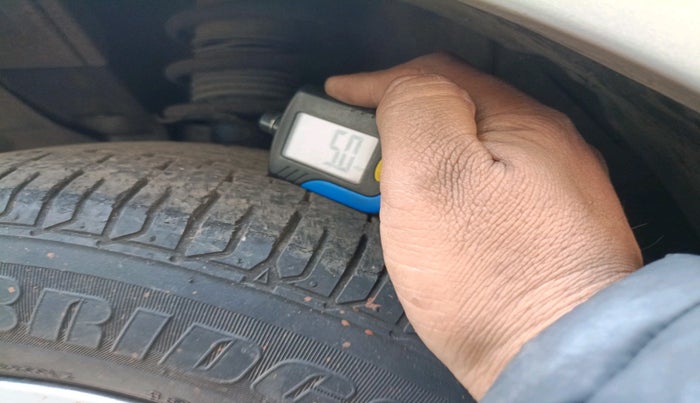 2011 Nissan Sunny XV PETROL, Petrol, Manual, 35,389 km, tyre