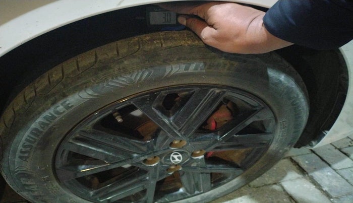 2023 Hyundai Verna SX (O) 1.5 TURBO PETROL MT, Petrol, Manual, 35,927 km, tyre