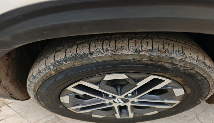 2022 KIA SELTOS HTE 1.5 DIESEL, Diesel, Manual, 77,077 km, tyre