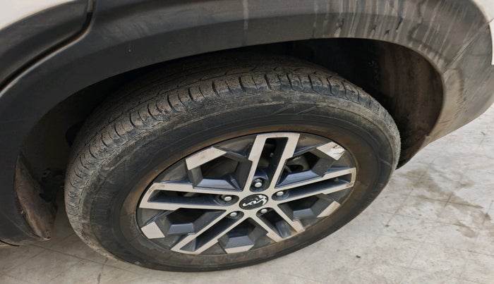 2022 KIA SELTOS HTE 1.5 DIESEL, Diesel, Manual, 77,077 km, tyre