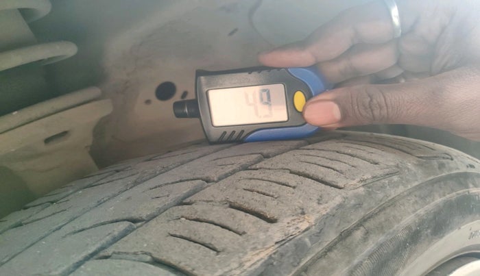 2014 Maruti Wagon R 1.0 VXI, Petrol, Manual, 62,826 km, tyre