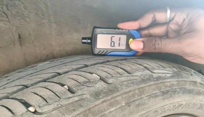 2014 Maruti Wagon R 1.0 VXI, Petrol, Manual, 62,826 km, tyre