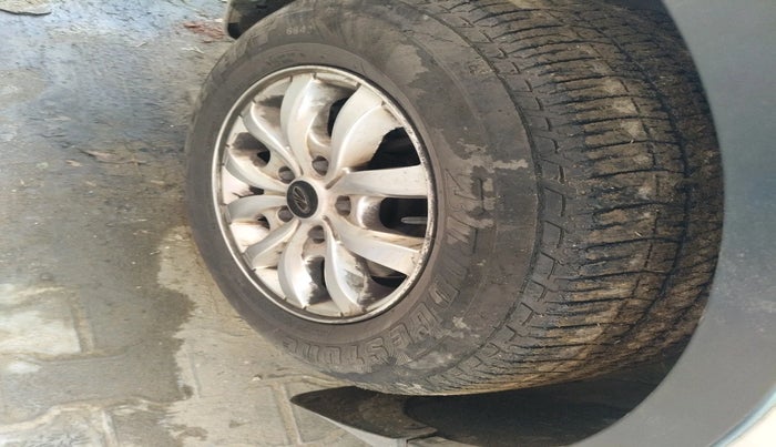 2017 Mahindra XUV500 W10 AT 1.99, Diesel, Automatic, 66,500 km, tyre