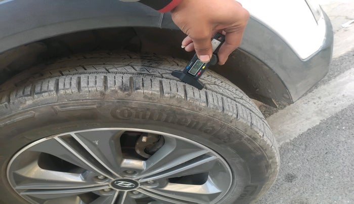 2017 Hyundai Creta SX PLUS AT 1.6 PETROL, Petrol, Automatic, 84,986 km, tyre