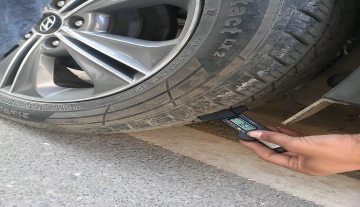 2017 Hyundai Creta SX PLUS AT 1.6 PETROL, Petrol, Automatic, 84,986 km, tyre