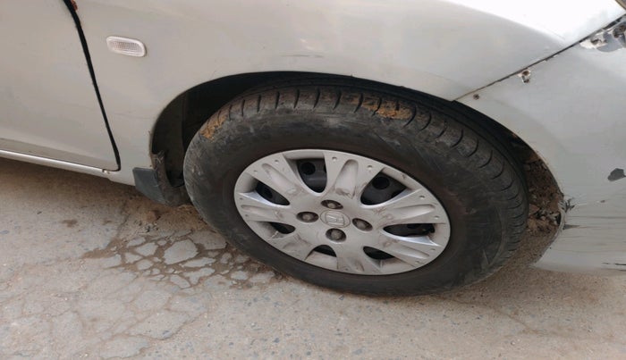 2017 Honda Amaze 1.2L I-VTEC S, Petrol, Manual, 56,153 km, tyre