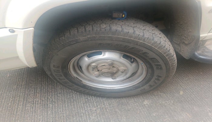 2013 Tata Sumo Gold EX, Diesel, Manual, 1,49,215 km, tyre