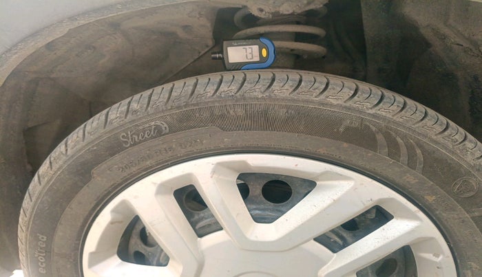 2017 Maruti Vitara Brezza VDI (O), Diesel, Manual, 60,590 km, tyre