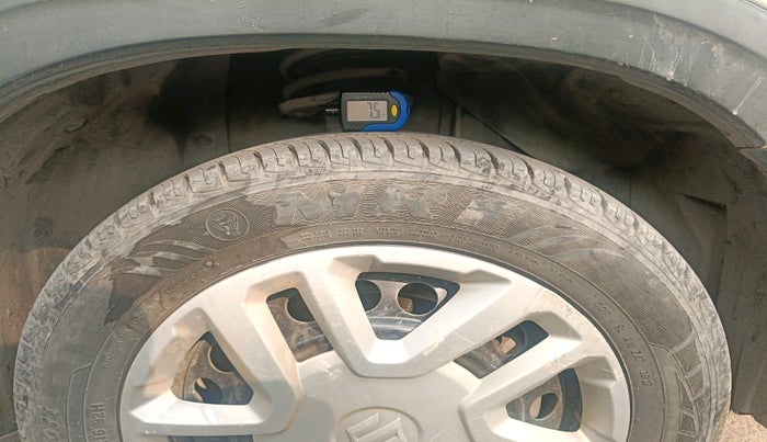 2017 Maruti Vitara Brezza VDI (O), Diesel, Manual, 60,590 km, tyre