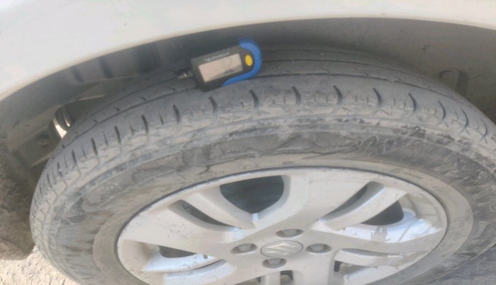 2013 Maruti Swift Dzire ZDI, Diesel, Manual, 1,38,179 km, tyre