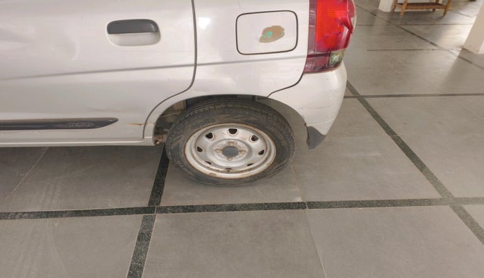 2011 Maruti Alto K10 LXI, Petrol, Manual, 1,20,000 km, tyre