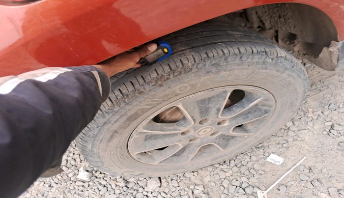 2016 Renault Duster 85 PS RXS MT DIESEL, Diesel, Manual, 1,12,716 km, tyre