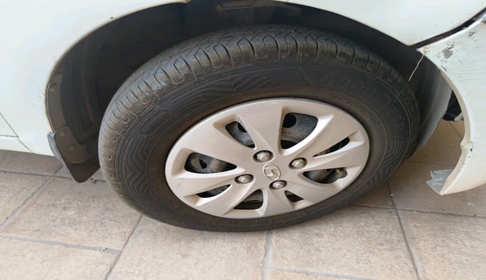 2012 Hyundai i10 SPORTZ 1.2 AT, Petrol, Automatic, 45,061 km, tyre