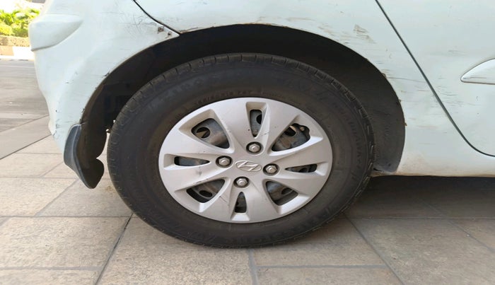 2012 Hyundai i10 SPORTZ 1.2 AT, Petrol, Automatic, 45,061 km, tyre