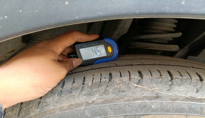 2023 Renault TRIBER RXZ, Petrol, Manual, 42,433 km, tyre