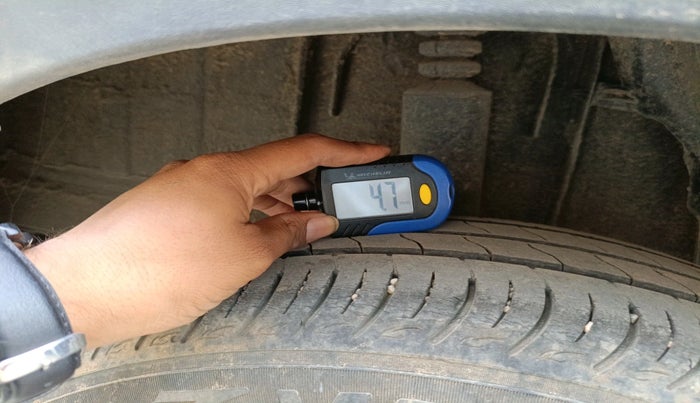 2023 Renault TRIBER RXZ, Petrol, Manual, 42,433 km, tyre