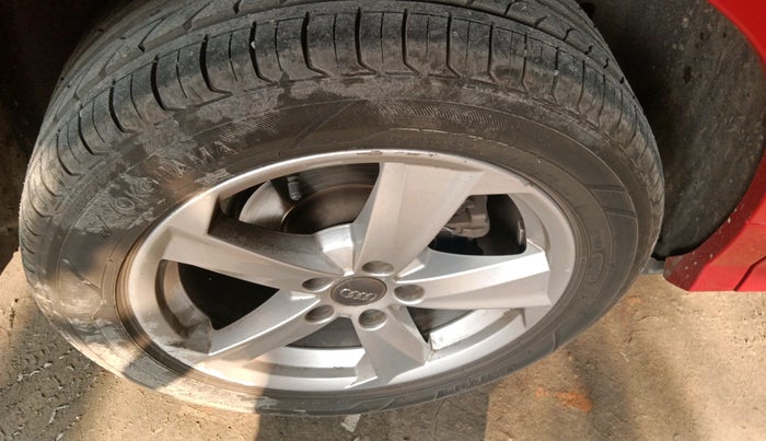 2020 Audi Q2 40 TFSI QUATRO PREMIUM, Petrol, Automatic, 49,284 km, tyre