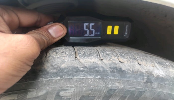 2021 Volkswagen Polo HIGHLINE PLUS 1.0L TSI AT, Petrol, Automatic, 81,351 km, tyre