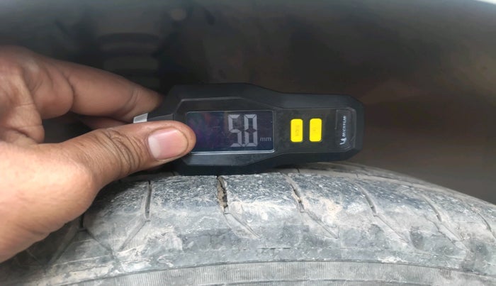 2021 Volkswagen Polo HIGHLINE PLUS 1.0L TSI AT, Petrol, Automatic, 81,351 km, tyre