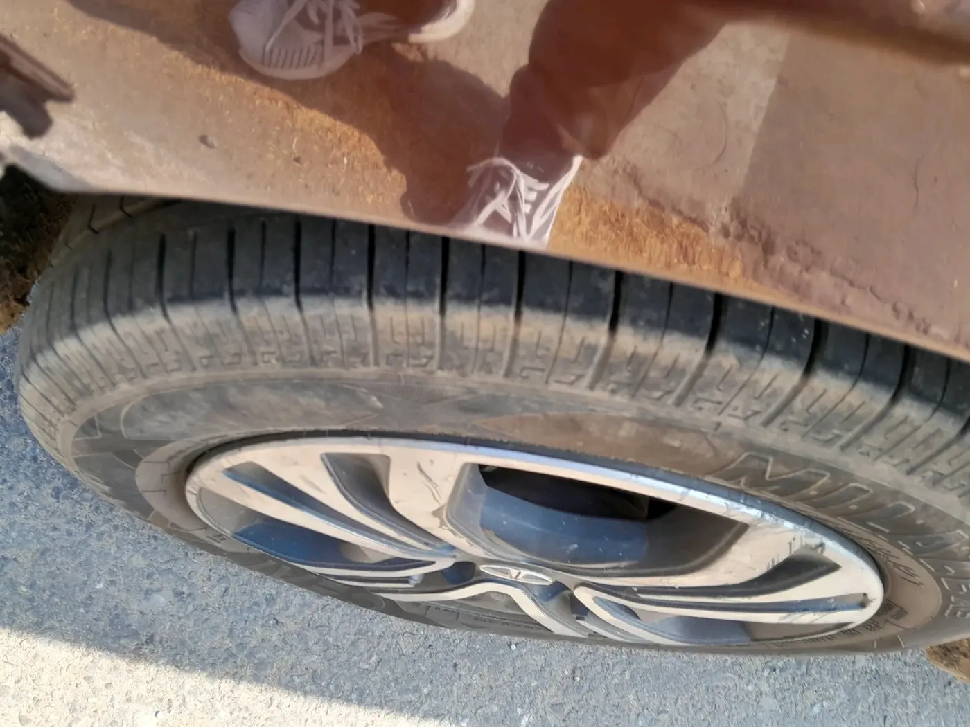 2023 Tata TIGOR XZ PLUS CNG, CNG, Manual, 81,122 km, tyre